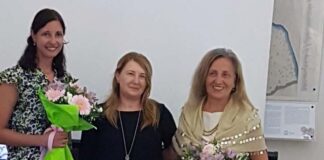 Ripatransone, Isabella Nova incanta il pubblico con un incontro sui riti divinatori dell’antica Grecia