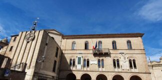 L’arte del filare e del tessere nei libri di Alessandra e Giampietro De Angelis