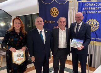 Venti anni di servizio a tre Pontefici, Domenico Giani in visita al Rotary e alle Misericordie