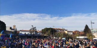 Carnevale a Centobuchi, grande successo: oltre duemila persone in piazza dell’Unità