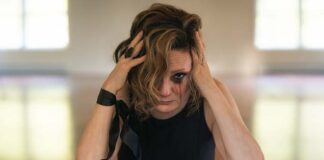 “Klang. Altri suoni, altri spazi”, appuntamento con il live di Nina Nastasia al Ventidio Basso