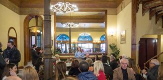 “La poesia è donna?”, incontro il 5 aprile al Caffè Meletti di Ascoli Piceno