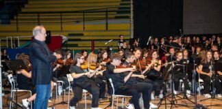 San Benedetto, tutto esaurito per il concerto dell’orchestra della Scuola Curzi con Luigi Fontana