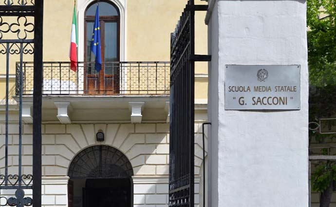 2023-06-19_scuola media sacconi