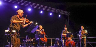 Recanati, i Quintorigo & Castaldo incantano Lunaria: sul Colle dell’Infinito la magia del jazz di Mingus