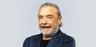 Nino Frassica e Los Plaggers Band in scena al Teatro Ventidio Basso di Ascoli