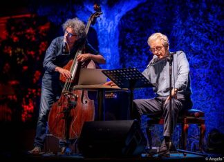 “Lettura clandestina”, tutto esaurito per Bentivoglio e Spinetti al Teatro delle Energie di Grottammare