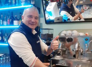 Lido degli Aranci: «Tanti auguri di buon compleanno all’inimitabile Peppe Spadino»