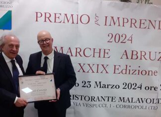 Premio alla carriera al comico Angelo Carestia per i suoi 44 anni di palcoscenico