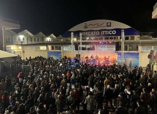 Grande successo per il concerto di Giancane al Mercato Ittico di San Benedetto