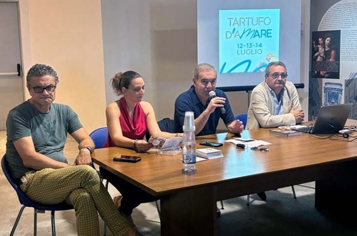 2024-06-28_conferenza tartufo d'amare