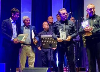 Banca di Ripatransone e del Fermano e Ancora in Coro consegnano la “Spigolatrice di Sapri” al Comune di Sapri