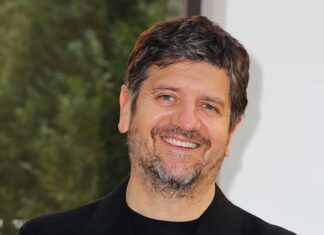 Fabio De Luigi al cinema Goldoni di Ancona per l’uscita del film “10 giorni con i suoi”