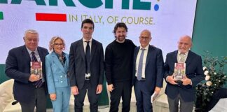 Le Marche conquistano la Bit con il fascino del cinema, successo per Siani e la Guida di Repubblica