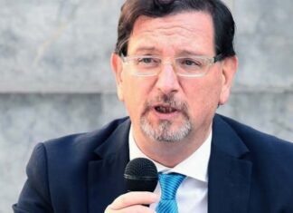 Pescara Urban Festival, il giornalista vaticanista Mimmo Muolo presenta il suo libro “Ribellarsi alla notte”