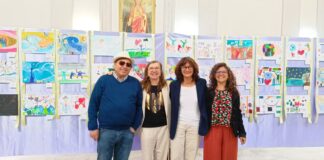 “Impasti d’Arte”, le opere dei piccoli artisti dell’Arca dei Folli in mostra a Cupra Marittima