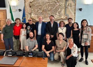 Set a Pesaro per il film “Miopia: le identità nascoste”, riprese tra il centro storico e San Bartolo