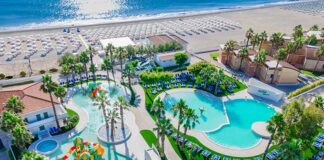 Carifermo dà credito al territorio: «La buona pratica dell’Holiday Family Village»