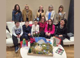 San Benedetto, alunni del plesso scolastico “Caselli” portano doni in Comune