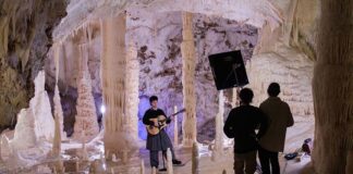 Musicultura, le canzoni di Ibisco alle Grotte di Frasassi