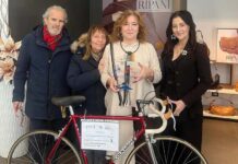 “Bike mon amour”, Ripani Bags vince l’edizione 2026 del concorso di biciclette vintage