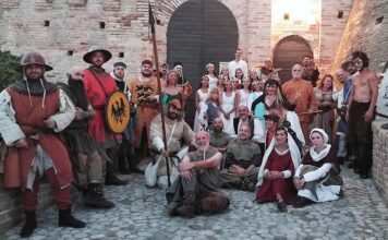 Sponsalia 2026 chiude in grande stile: sold out il banchetto nuziale nella Fortezza di Acquaviva